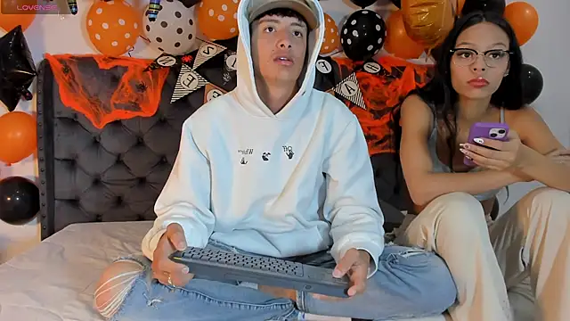 two milkyway online show from October 14, 12:50 pm