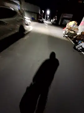 Lee0613 online show from December 5, 8:05 pm