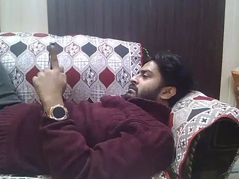 Snapshot of indihotguy chatting on November 9, 10:35 am indihotguy online show from November 9, 10:35 am