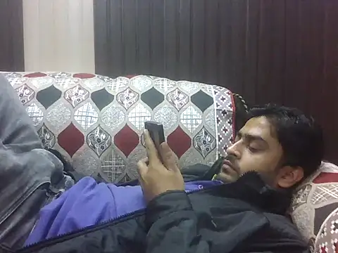 Snapshot of indihotguy chatting on November 13, 2:05 pm indihotguy online show from November 13, 2:05 pm