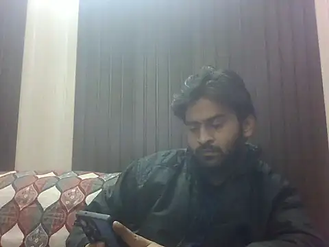 Snapshot of indihotguy chatting on December 2, 10:31 am indihotguy online show from December 2, 10:31 am