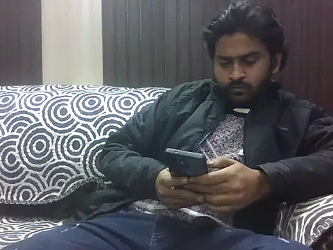 Snapshot of indihotguy chatting on January 14, 12:22 pm indihotguy online show from January 14, 12:22 pm