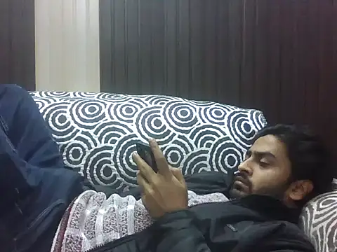 Snapshot of indihotguy chatting on January 16, 2:04 am indihotguy online show from January 16, 2:04 am