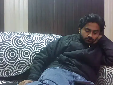 Snapshot of indihotguy chatting on January 17, 2:16 am indihotguy online show from January 17, 2:16 am