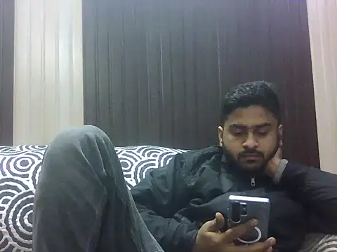 Snapshot of indihotguy chatting on February 3, 1:49 pm indihotguy online show from February 3, 1:49 pm