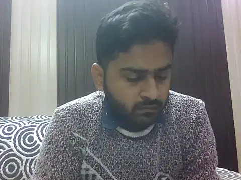 Snapshot of indihotguy chatting on February 7, 7:56 am indihotguy online show from February 7, 7:56 am