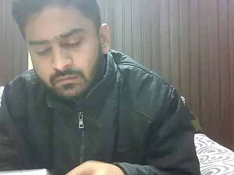 Snapshot of indihotguy chatting on February 13, 11:28 am indihotguy online show from February 13, 11:28 am