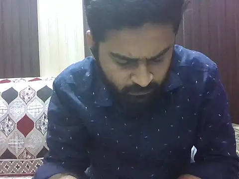 Snapshot of indihotguy chatting on March 7, 1:41 pm indihotguy online show from March 7, 1:41 pm