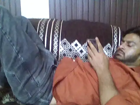 Snapshot of indihotguy chatting on April 4, 3:16 am indihotguy online show from April 4, 3:16 am