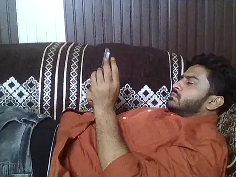 Snapshot of indihotguy chatting on April 5, 10:56 am indihotguy online show from April 5, 10:56 am