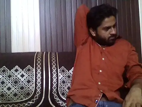 Snapshot of indihotguy chatting on April 17, 7:33 am indihotguy online show from April 17, 7:33 am