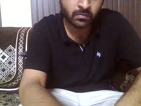 Snapshot of indihotguy chatting on May 5, 1:08 pm indihotguy online show from May 5, 1:08 pm
