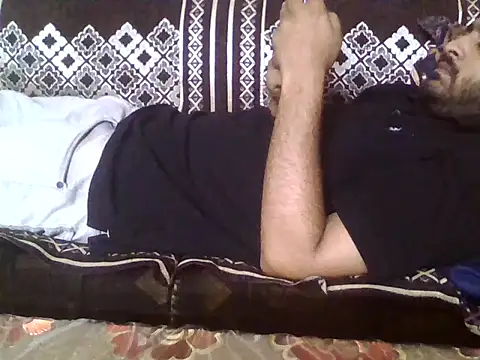 Snapshot of indihotguy chatting on May 6, 1:36 am indihotguy online show from May 6, 1:36 am