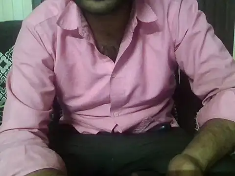 Snapshot of indihotguy chatting on May 10, 8:14 pm indihotguy online show from May 10, 8:14 pm