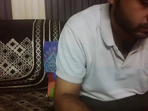Snapshot of indihotguy chatting on May 13, 4:04 pm indihotguy online show from May 13, 4:04 pm