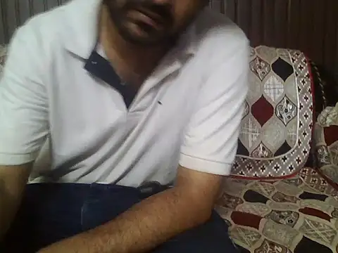Snapshot of indihotguy chatting on May 25, 3:29 pm indihotguy online show from May 25, 3:29 pm