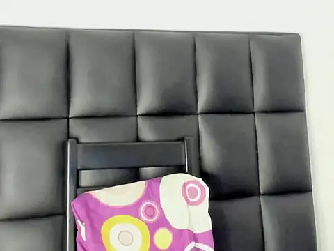 benjamincol online show from April 6, 4:46 am