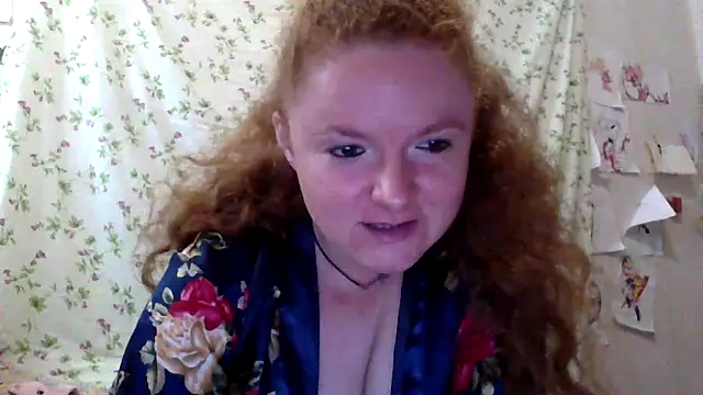 Rae Jeannie online show from June 9, 7:31 am