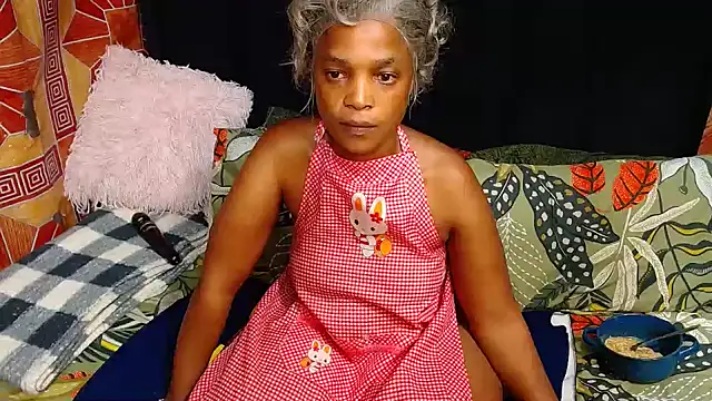 Thickbootykim online show from July 7, 10:25 pm