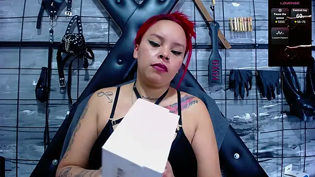 Alana Roth online show from November 15, 7:21 pm