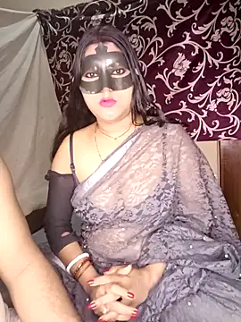 Hot muskaan online show from February 10, 6:34 pm