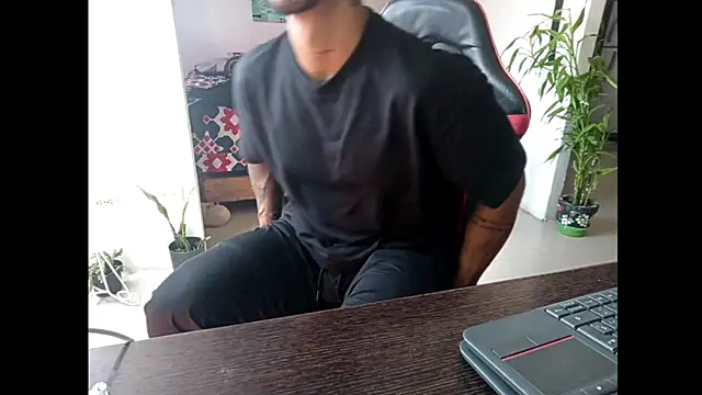 Snapshot of Adam_Valenciia chatting on June 22, 3:42 pm Adam Valenciia online show from June 22, 3:42 pm