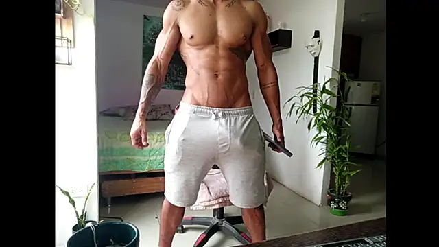 Snapshot of Adam_Valenciia chatting on June 26, 2:10 pm Adam Valenciia online show from June 26, 2:10 pm