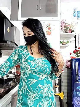 Best-Couple online show from June 17, 1:52 am