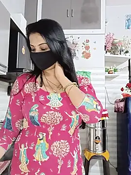 Best-Couple online show from August 1, 2:11 am