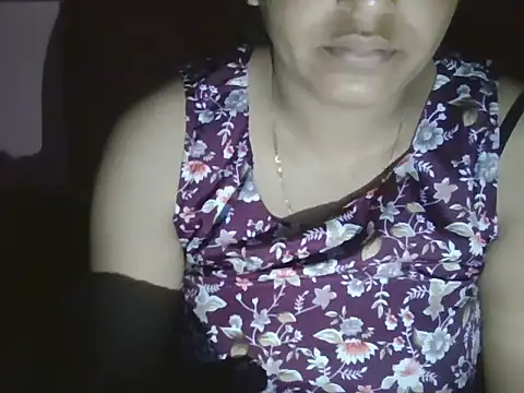 Hot-shanvi online show from July 21, 11:40 pm