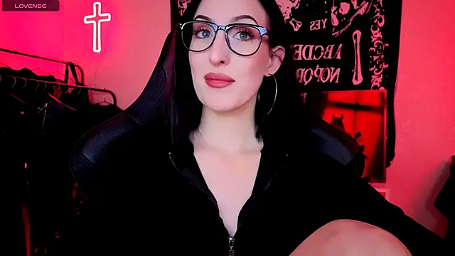 Miss Alice   online show from May 31, 3:04 am