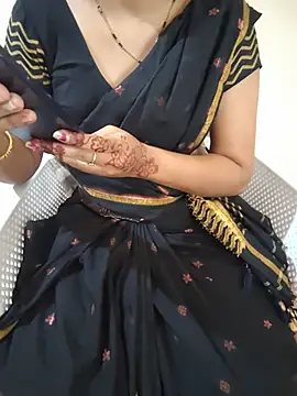 lovelygirl4567 online show from July 30, 4:22 am