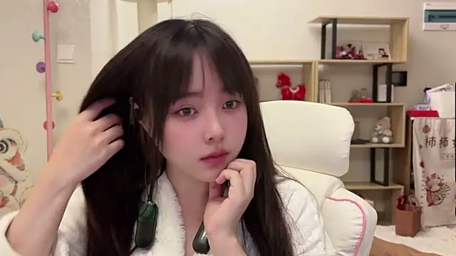 Chenjing0 online show from March 12, 12:55 pm