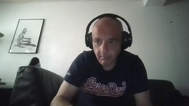 horndude187187 online show from May 30, 5:43 pm