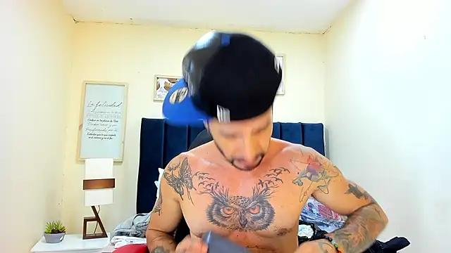 Lancelot Benwick online show from September 15, 8:42 pm