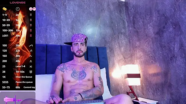 Lancelot Benwick online show from December 1, 8:03 pm