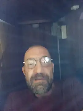 Snapshot of javierpasteur69 chatting on November 11, 10:32 pm javierpasteur69 online show from November 11, 10:32 pm