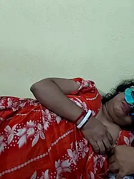 Snapshot of _MilkyBar chatting on July 21, 5:59 pm MilkyBar online show from July 21, 5:59 pm