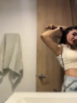 LiaOwen  online show from May 23, 10:47 pm