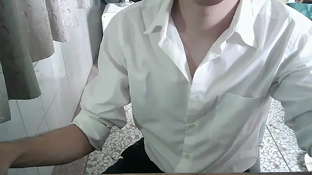 KYU890428 online show from July 3, 5:58 am