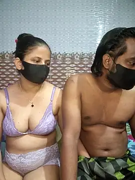 Snapshot of Hot_Nila chatting on June 30, 2:45 am Hot Nila online show from June 30, 2:45 am
