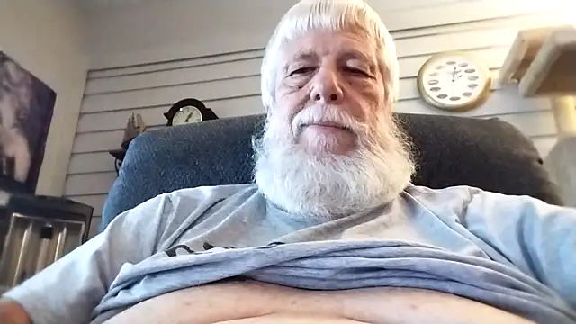 Futura intx online show from April 22, 7:04 pm