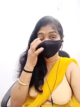 Lucky-Deepthi online show from April 13, 9:09 pm