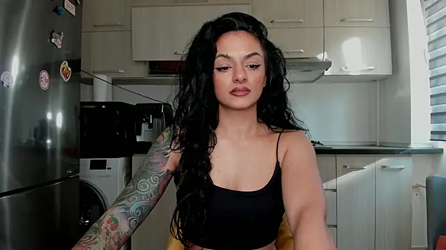 NNNoire online show from January 28, 8:57 am