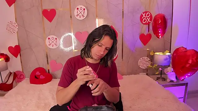 TylerBloom online show from February 11, 12:54 pm