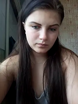 Lauren Amabel online show from February 13, 2:02 pm