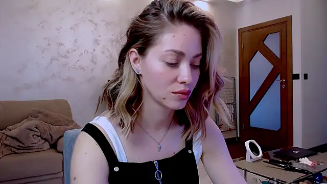 Eroticgiftxxx online show from March 6, 1:57 pm