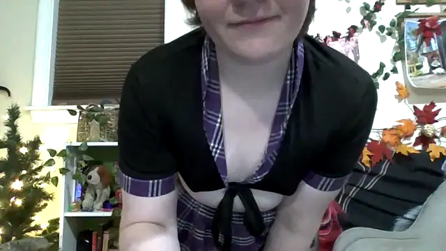 AverageRose online show from February 13, 10:44 am