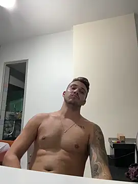 Snapshot of carvalhofelipe chatting on March 17, 12:30 am carvalhofelipe online show from March 17, 12:30 am