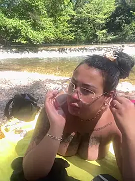 MelissathequeenOff online show from April 26, 1:20 pm